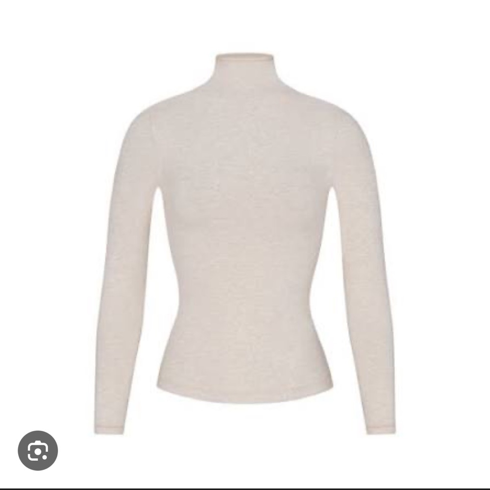 SKIMS | COTTON JERSEY LONG SLEEVE TURTLENECK | HEATHER OATMEAL